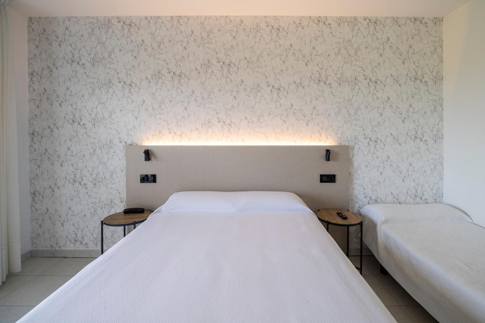 Hotel Ardora Aios Екстер'єр фото